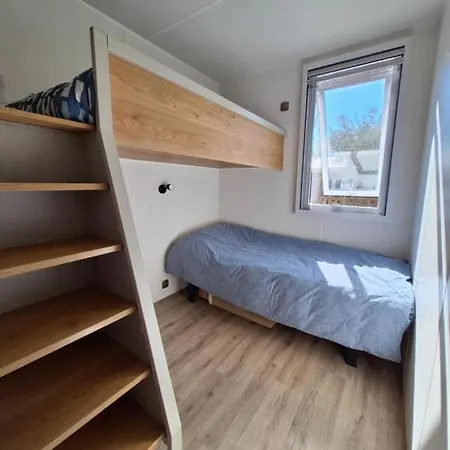 Domaine De La Yole 营地 *